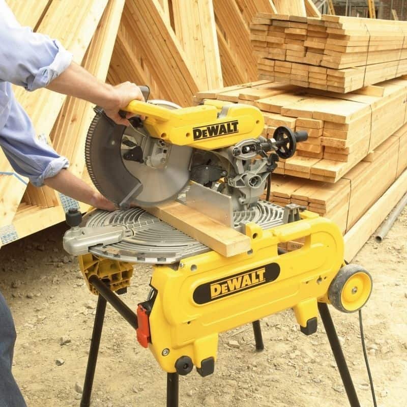 DEWALT 2000 W 305 mm Wendetisch- und Gehrungssäge – D27107XPS QS – Bild 6