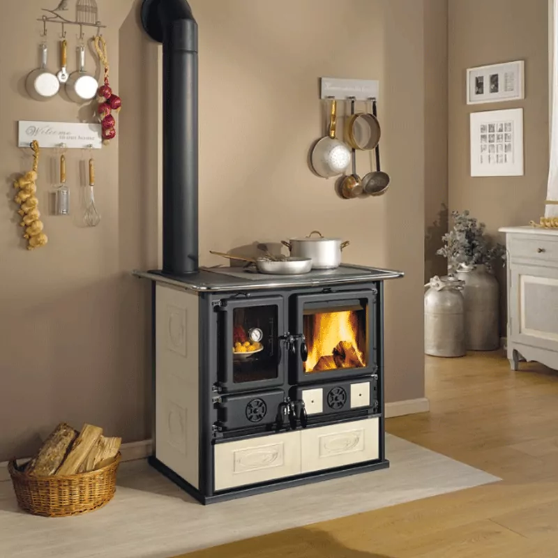Rosa Sinistra Reverse Holzherd – 9 kW